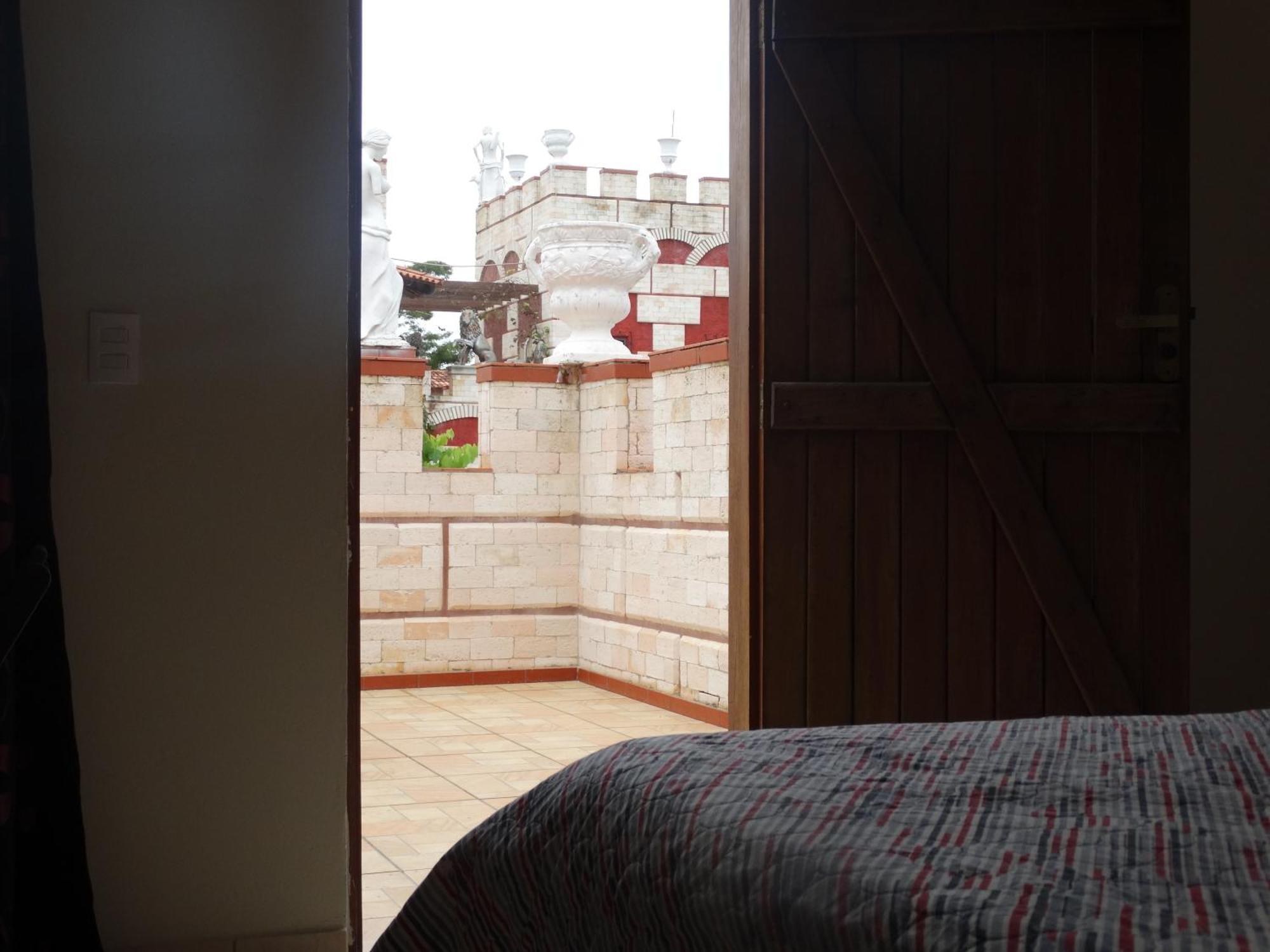 Pousada Al Castello Di Giulietta E Romeo Pirenópolis Buitenkant foto