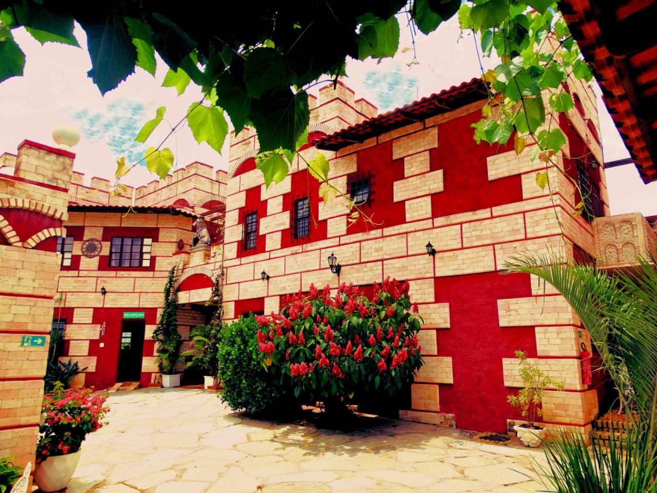 Pousada Al Castello Di Giulietta E Romeo Pirenópolis Buitenkant foto