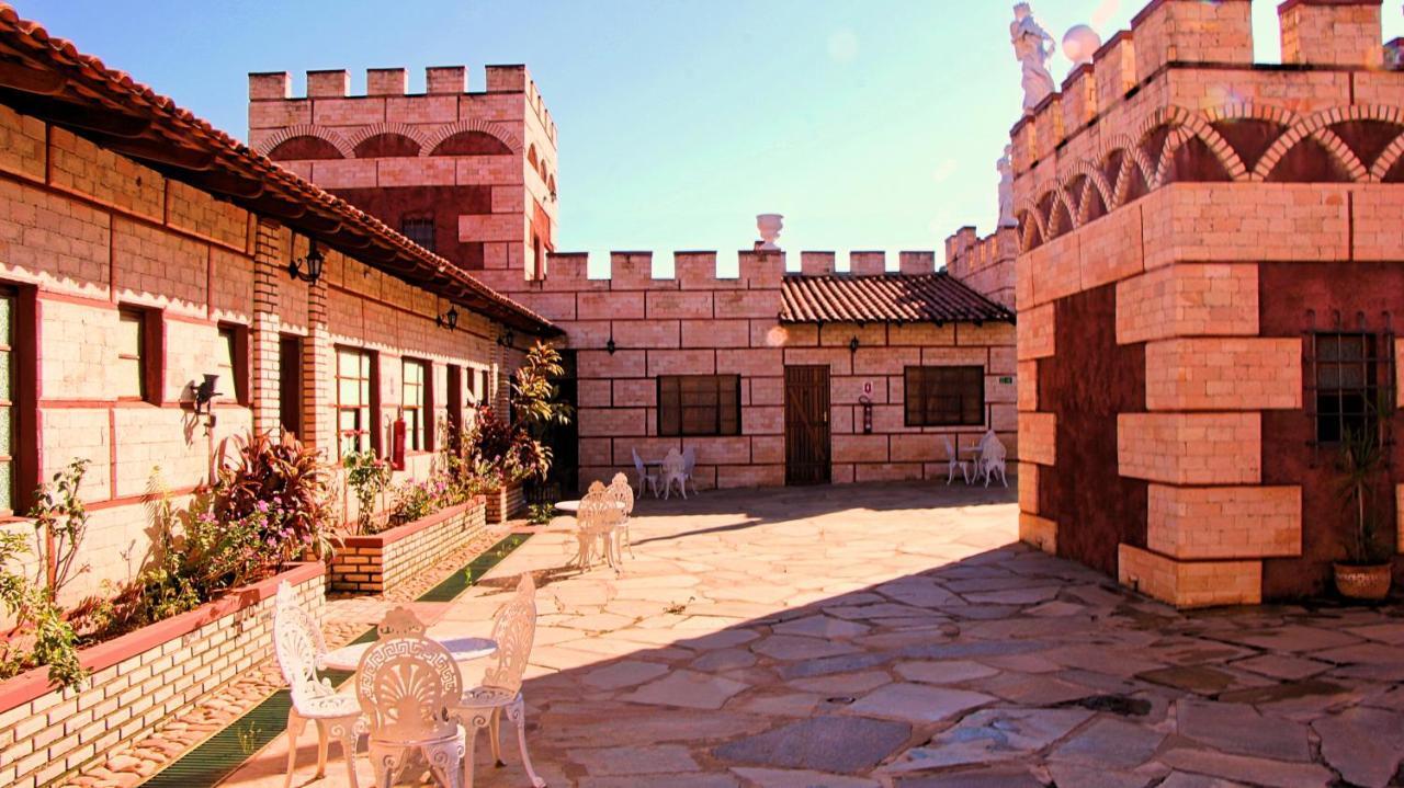Pousada Al Castello Di Giulietta E Romeo Pirenópolis Buitenkant foto